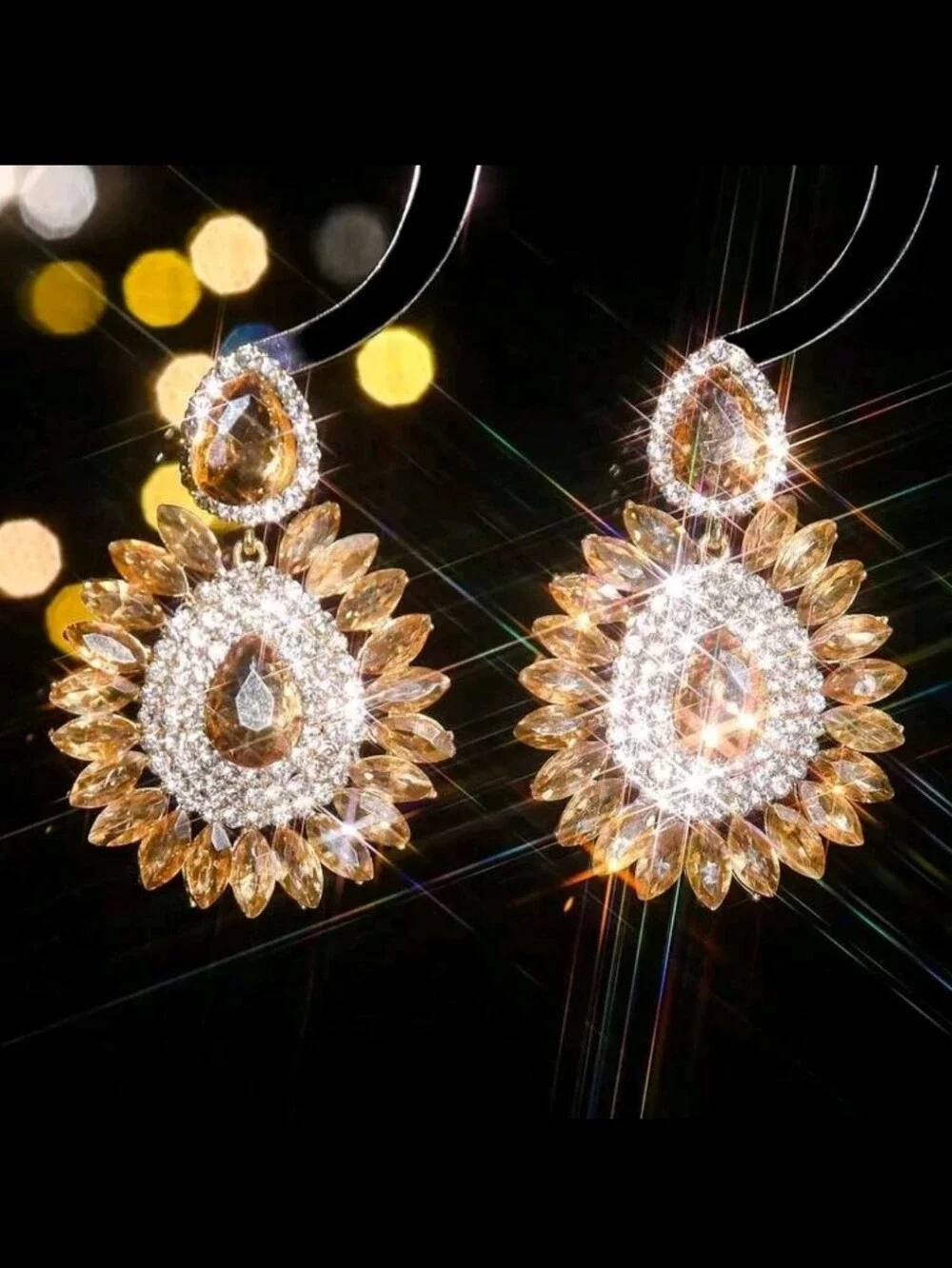 BRAND NEW ** Sparkling Champagne Teardrop Sunburst Earrings